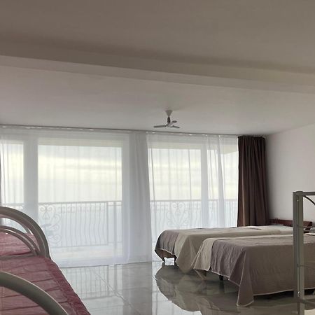 Apartment Light House Добра-Вода Экстерьер фото
