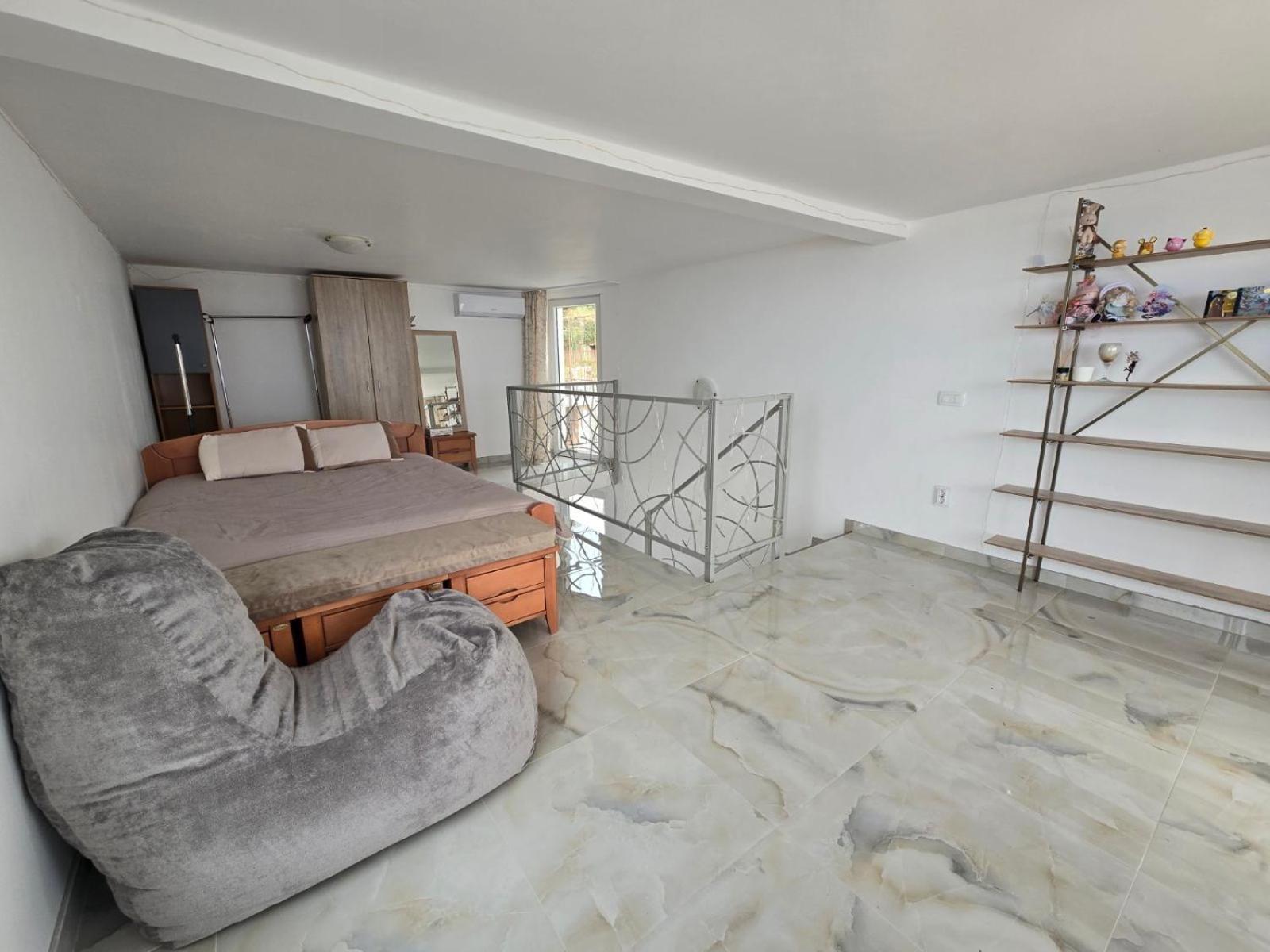 Apartment Light House Добра-Вода Экстерьер фото